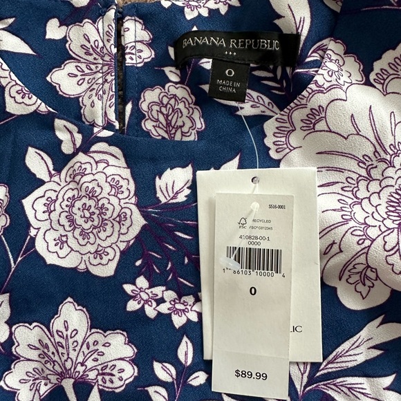 Brand new Banana Republic Factory sleeveless mid length dress. Size 0. - Picture 3 of 3